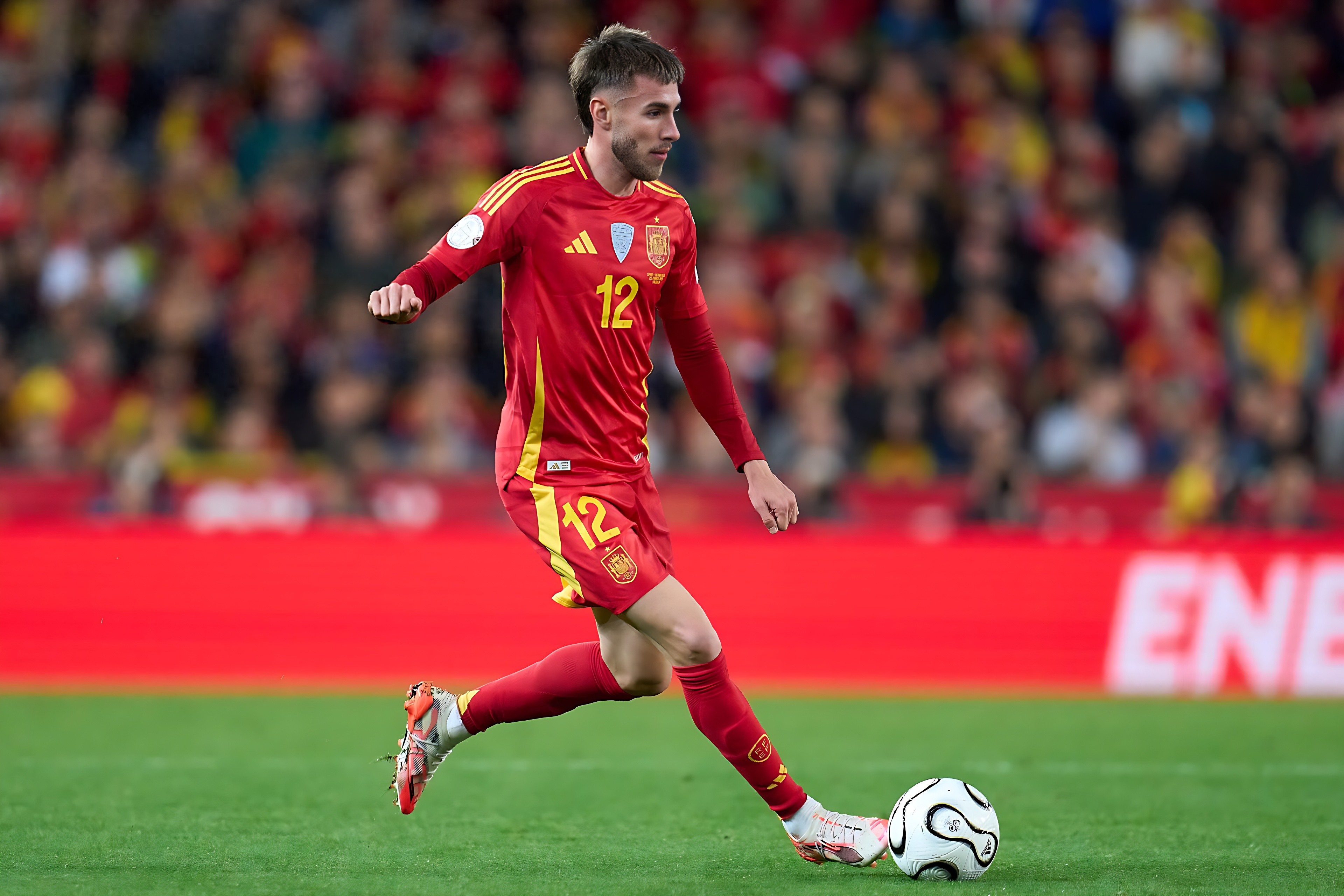 乐鱼体育线上网站包含巴塞罗那窗口期复出首秀，志在全明星赛名次提升，球迷炸锅，球探报告显示潜力的词条